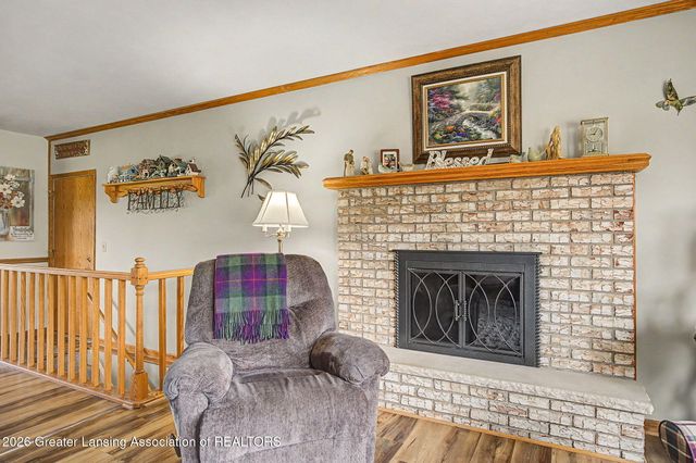 6839 N Hartel Road, Potterville, MI 48876