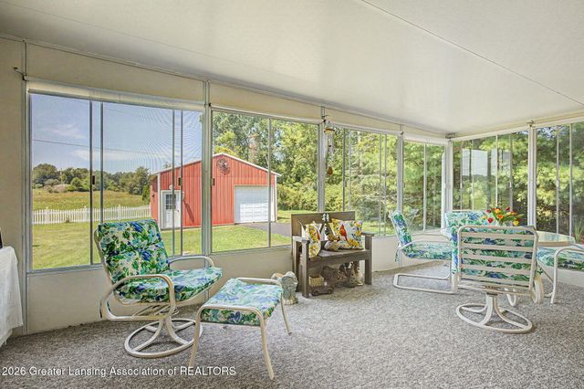 6839 N Hartel Road, Potterville, MI 48876