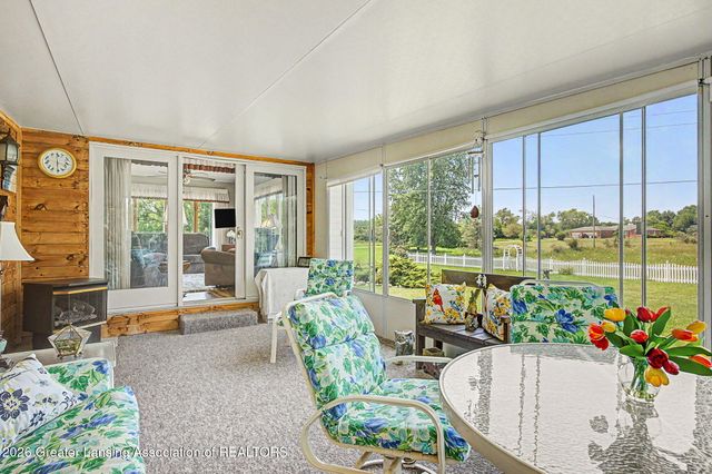 6839 N Hartel Road, Potterville, MI 48876