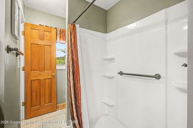 6839 N Hartel Road, Potterville, MI 48876