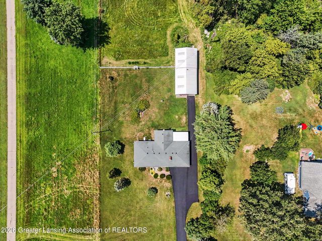6839 N Hartel Road, Potterville, MI 48876