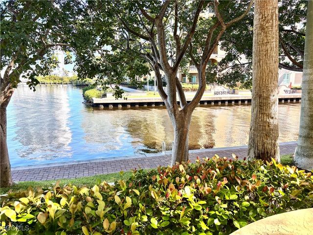 2797 1st ST 106, Fort Myers, FL 33916