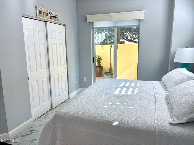 2797 1st ST 106, Fort Myers, FL 33916