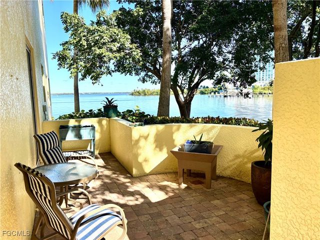 2797 1st ST 106, Fort Myers, FL 33916