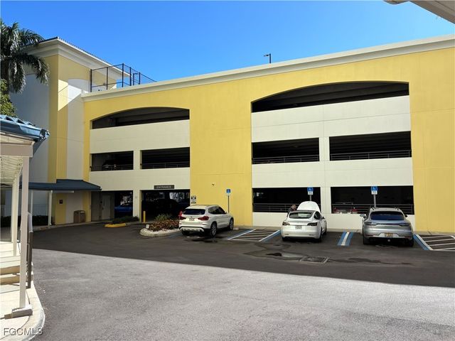 2797 1st ST 106, Fort Myers, FL 33916