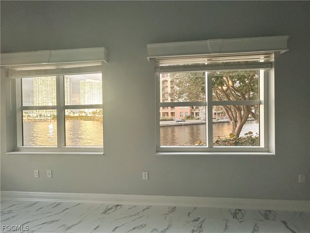 2797 1st ST 106, Fort Myers, FL 33916