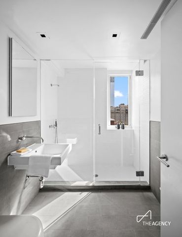 304 SPRING Street PH, New York City, NY 10013