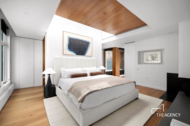 304 SPRING Street PH, New York City, NY 10013