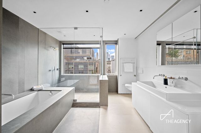 304 SPRING Street PH, New York City, NY 10013