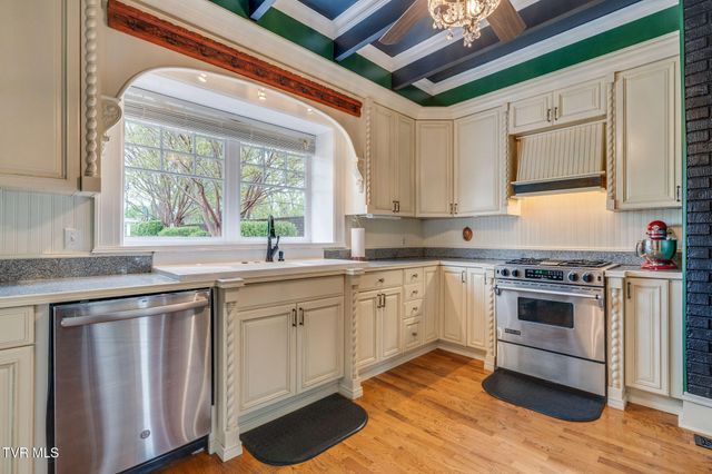 207 Lynwood Street, Bristol, TN 37620