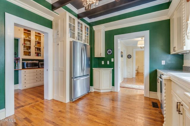 207 Lynwood Street, Bristol, TN 37620