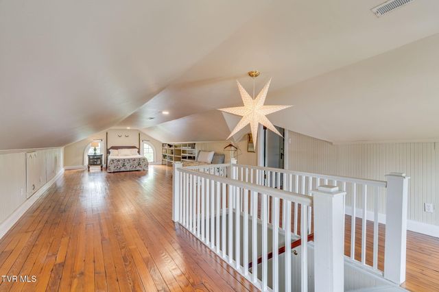 207 Lynwood Street, Bristol, TN 37620