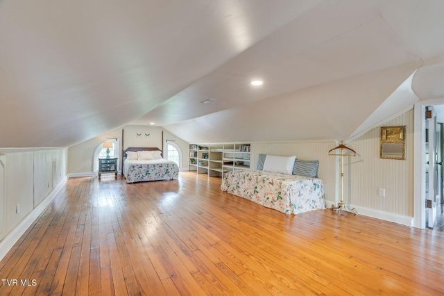 207 Lynwood Street, Bristol, TN 37620