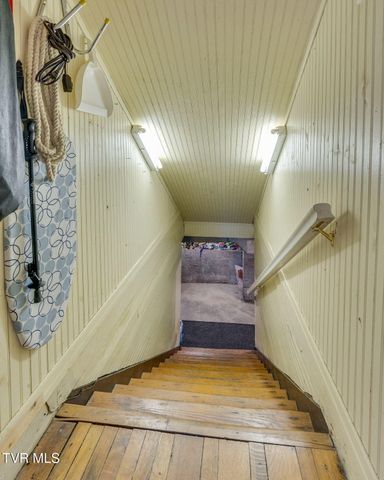 207 Lynwood Street, Bristol, TN 37620
