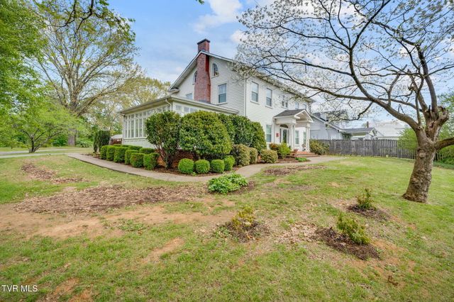 207 Lynwood Street, Bristol, TN 37620