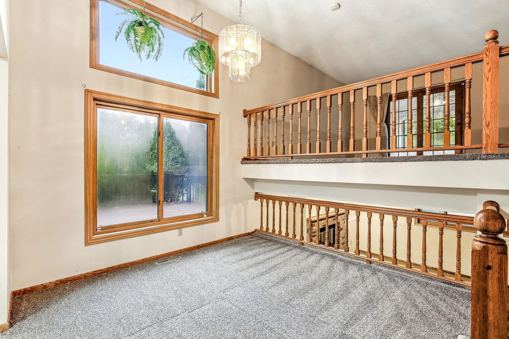 8649 Emerson Avenue N, Brooklyn Park, MN 55444 — photo 2