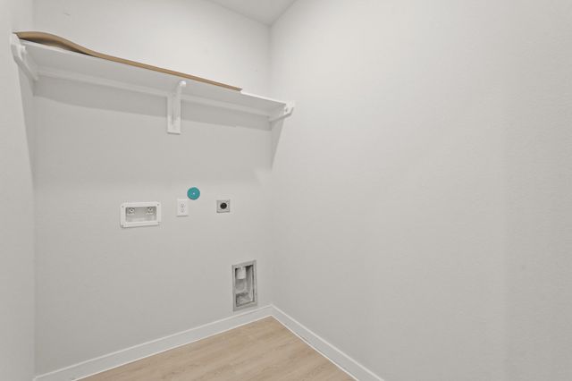 113 Rising Cedar Lane, Hockley, TX 77447