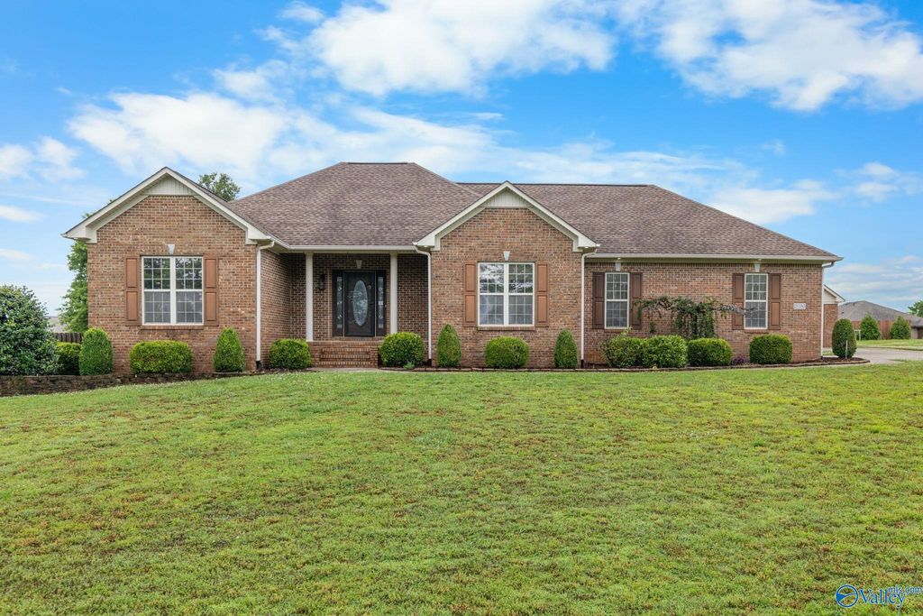 26385 Pepper Road, Athens, AL 35613