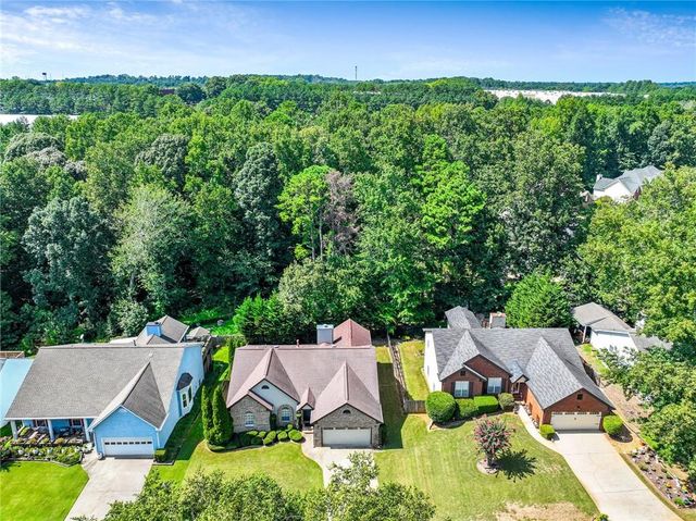 2744 Sterling Drive NW, Lawrenceville, GA 30043