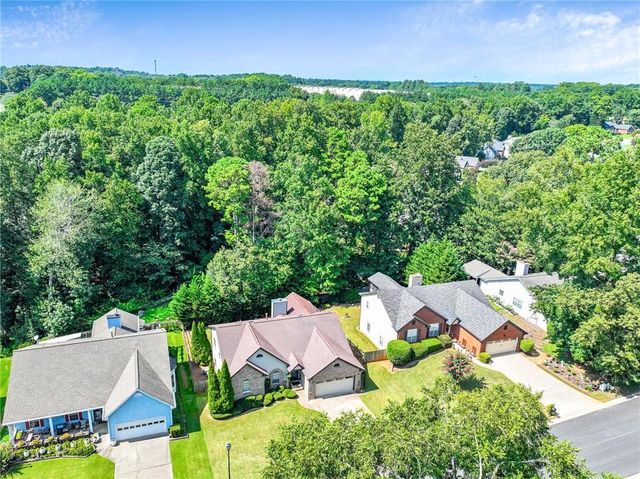 2744 Sterling Drive NW, Lawrenceville, GA 30043