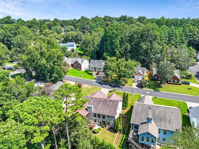 2744 Sterling Drive NW, Lawrenceville, GA 30043