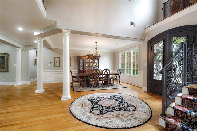 1242 BRAYGOOD DR, Collierville, TN 38017