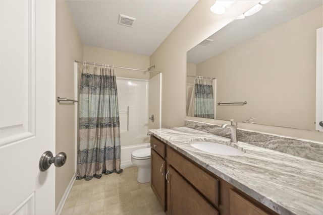 111 York Bay, Henrietta, NY 14586