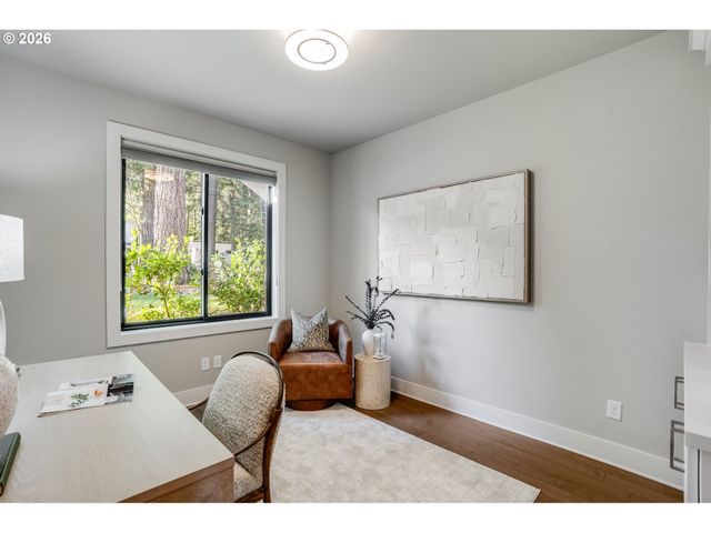 16234 WALUGA Dr, Lake Oswego, OR 97035