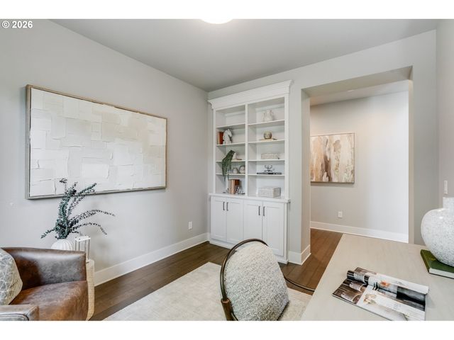 16234 WALUGA Dr, Lake Oswego, OR 97035