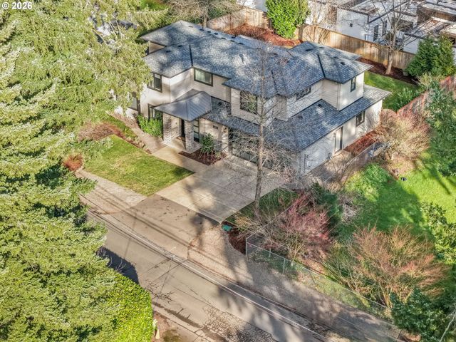 16234 WALUGA Dr, Lake Oswego, OR 97035