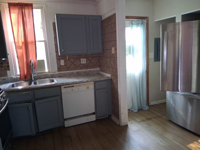1624 N Poplar Avenue, Round Lake Beach, IL 60073