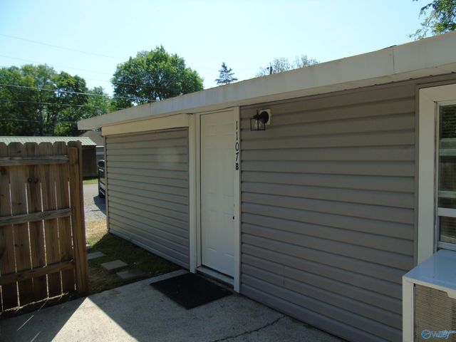 1107 England Street NE B, Huntsville, AL 35801