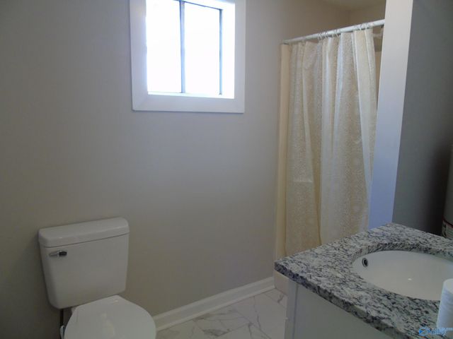 1107 England Street NE B, Huntsville, AL 35801