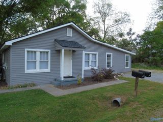 1107 England Street NE B, Huntsville, AL 35801