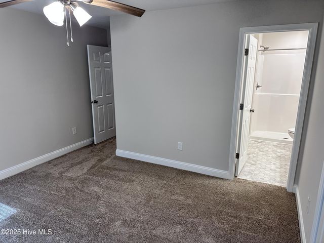 175 Loren Road, Hubert, NC 28539