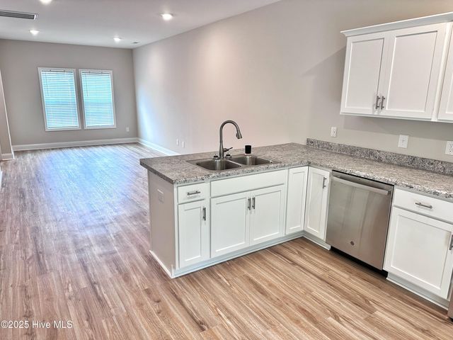 175 Loren Road, Hubert, NC 28539