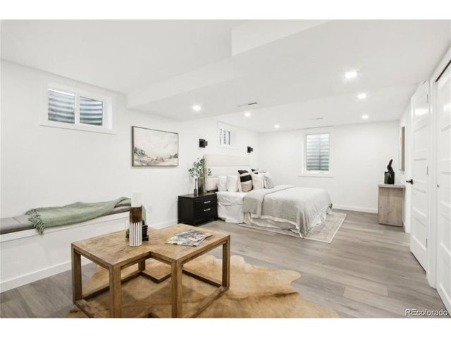 5886 S Logan St, Centennial, CO 80121