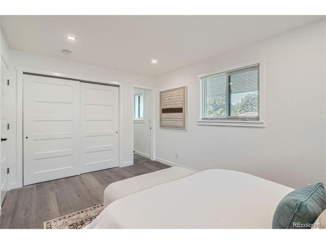 5886 S Logan St, Centennial, CO 80121