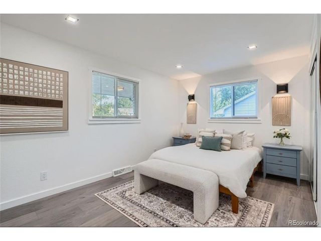 5886 S Logan St, Centennial, CO 80121