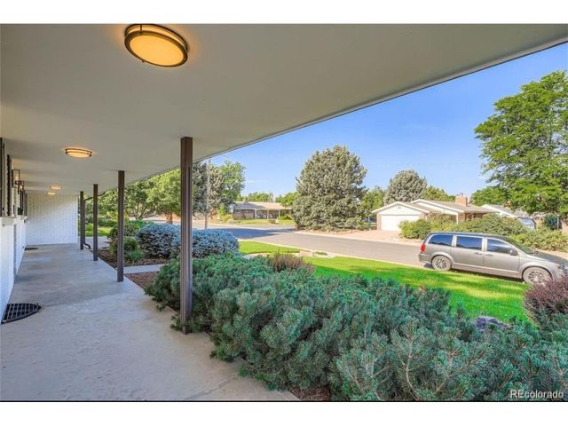 5886 S Logan St, Centennial, CO 80121