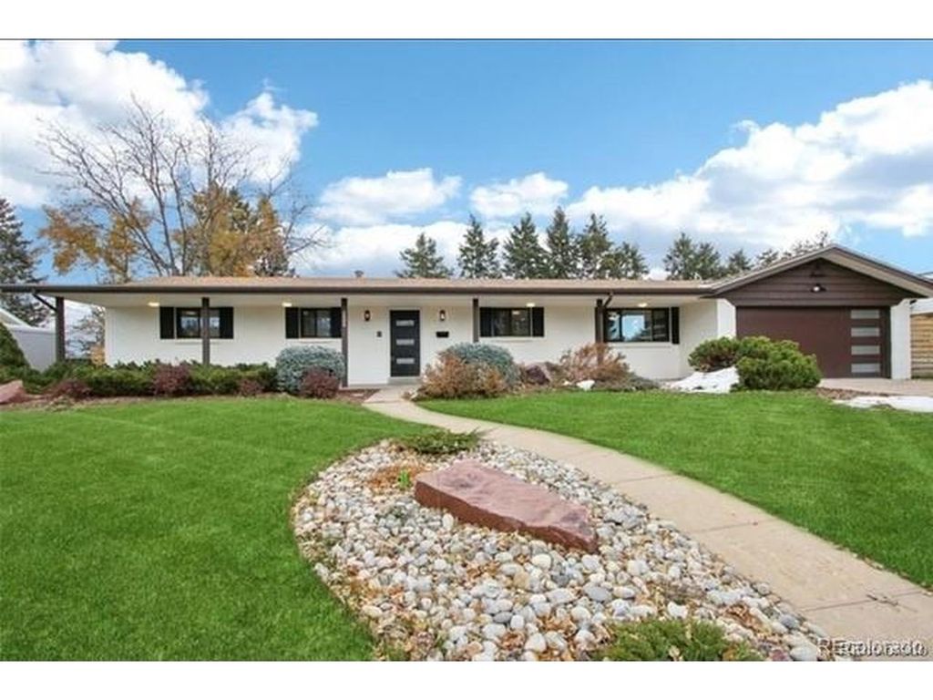 5886 S Logan St, Centennial, CO 80121