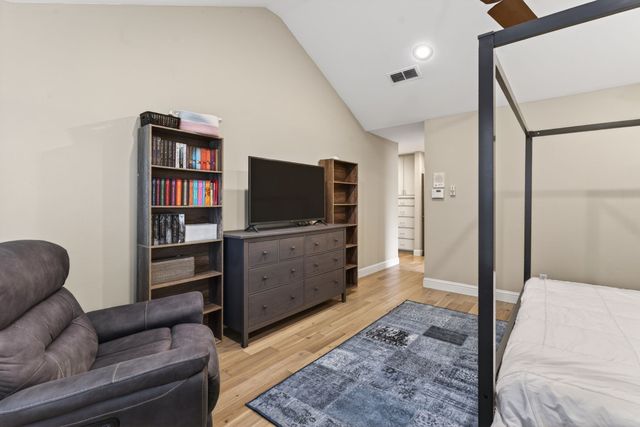 6353 Southpoint Drive, Dallas, TX 75248