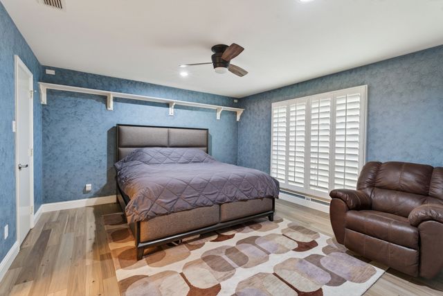 6353 Southpoint Drive, Dallas, TX 75248