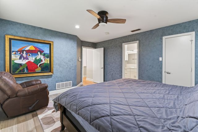 6353 Southpoint Drive, Dallas, TX 75248