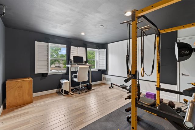 6353 Southpoint Drive, Dallas, TX 75248