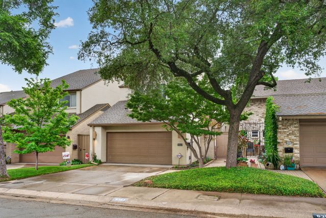 6353 Southpoint Drive, Dallas, TX 75248