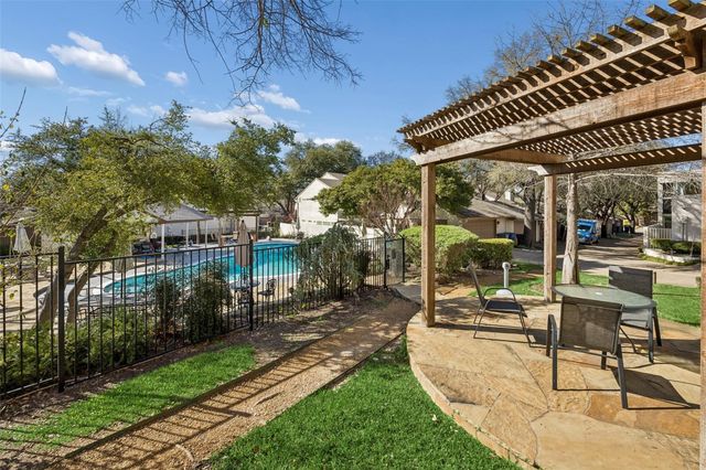 6353 Southpoint Drive, Dallas, TX 75248