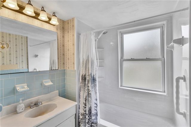 2904 Brentwood Ave, Brentwood, PA 15227