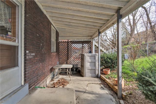 2904 Brentwood Ave, Brentwood, PA 15227