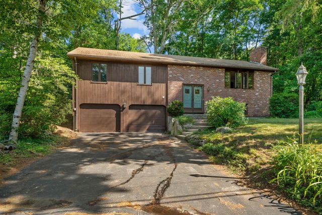 312 Walnut Hill Avenue, Manchester, NH 03104